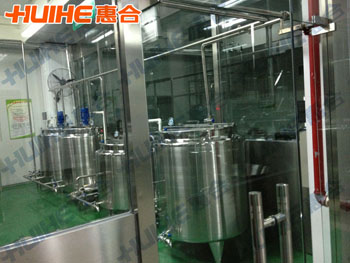 精美展示果汁飲料生產(chǎn)線_中小型果汁飲料生產(chǎn)線設(shè)備實(shí)拍圖,讓客戶更直觀的了解我們的產(chǎn)品!