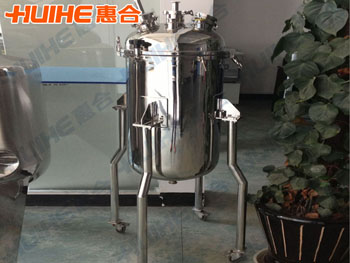 精美展示機械過濾器,壓力式過濾器實拍圖,讓客戶更直觀的了解我們的產(chǎn)品!