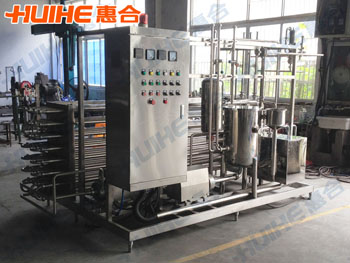 精美展示電加熱管式超高溫殺菌機(jī),小型管式殺菌機(jī)實(shí)拍圖,讓客戶更直觀的了解我們的產(chǎn)品!