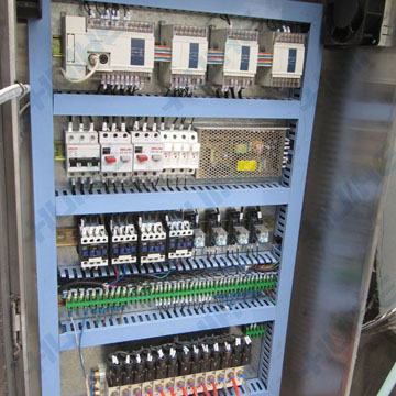 控制柜細(xì)節(jié)圖片