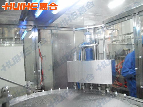 洗衣液自立袋灌裝機成品圖2