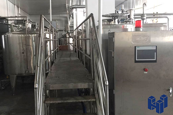 惠合茶飲料生產線-設備安裝調試圖片展示2